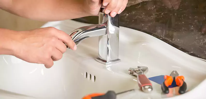 Bathtub Faucet Replacement in Chamblee